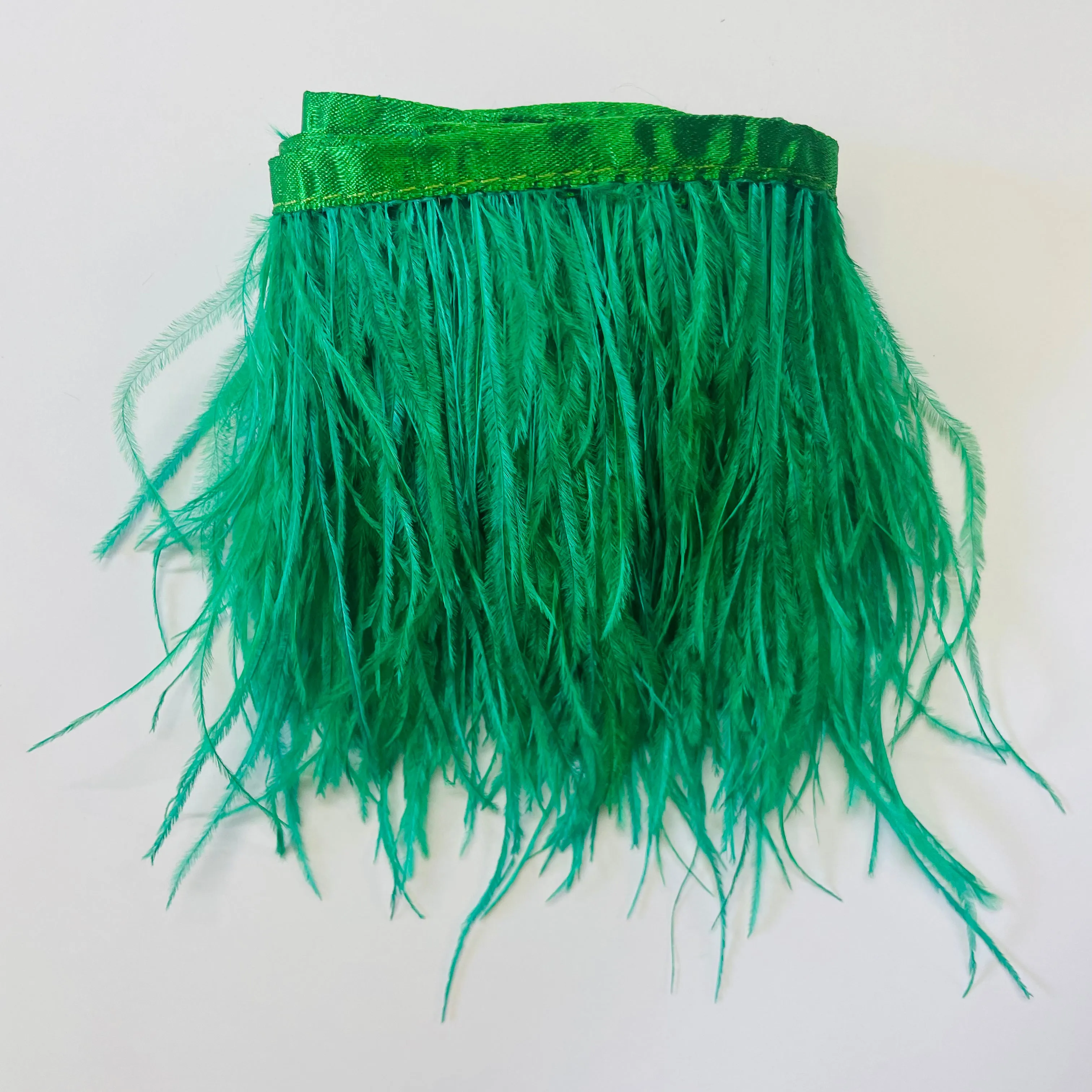 Ostrich Feathers Strung per metre - Green